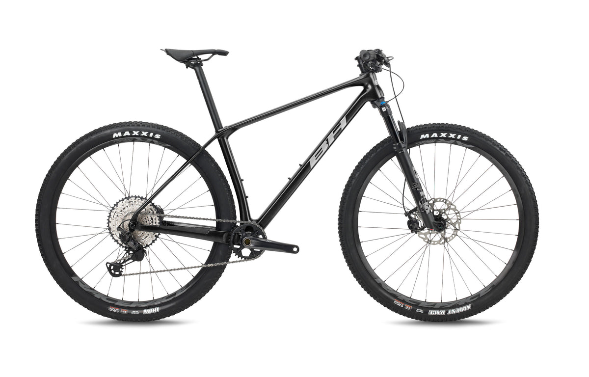 VTT cross-country BH ULTIMATE 7.7, coloris gris carbone
