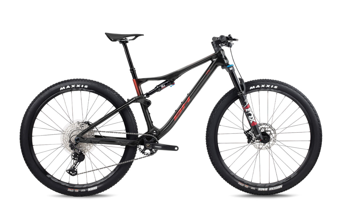 VTT cross-country BH LYNX RACE 6.0, coloris noir et rouge