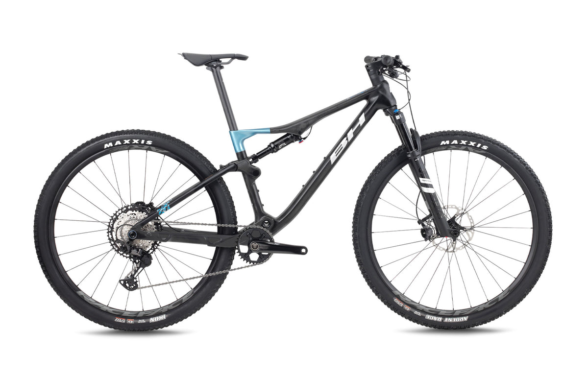 VTT cross-country BH LYNX RACE 8.0, coloris carbone bleu mat