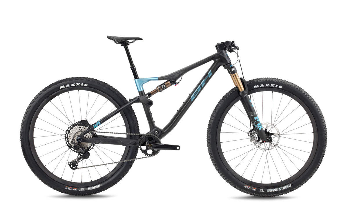 VTT Cross Country BH LYNX RACE 8.0, coloris carbone bleu mat