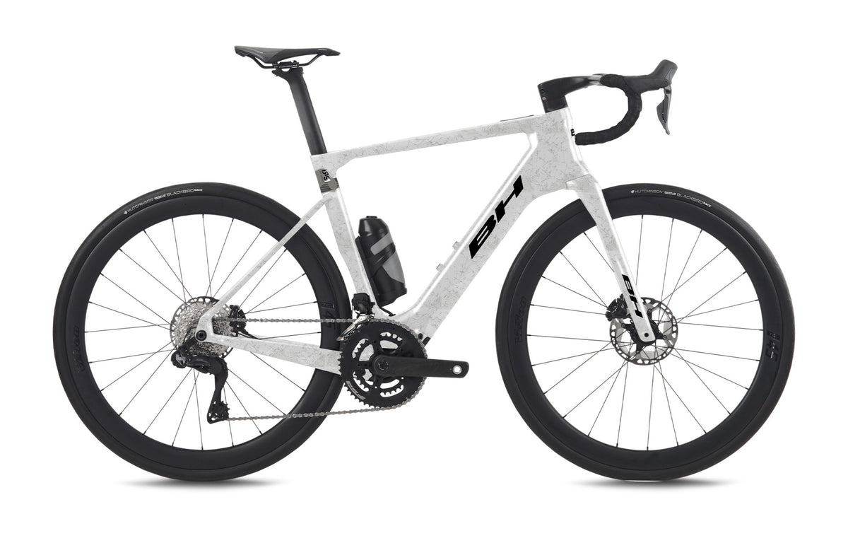 Vélo de route électrique BH iRS1 CARBON 1.6, coloris blanc et carbone
