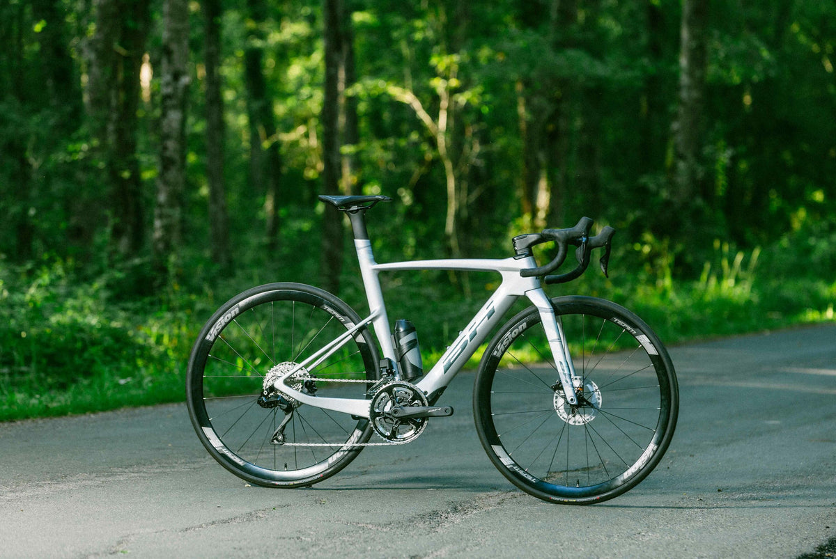 Vélo de route électrique BH iAEROLIGHT 1.7, détail 2