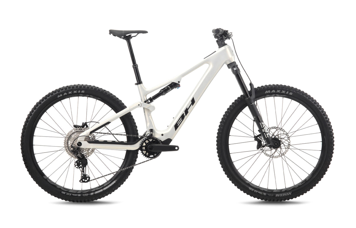 VTT électrique trail BH iLYNX+ DL TRAIL 8.1, coloris blanc et anthracite