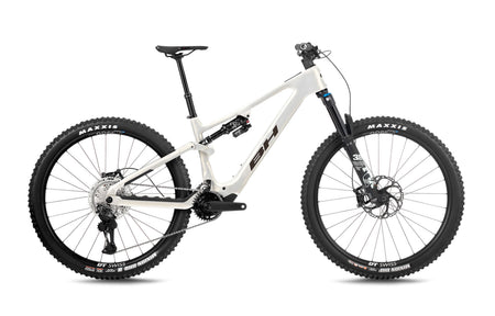 VTT électrique trail BH iLYNX+ DL TRAIL CARBON 8.7, coloris blanc et anthracite