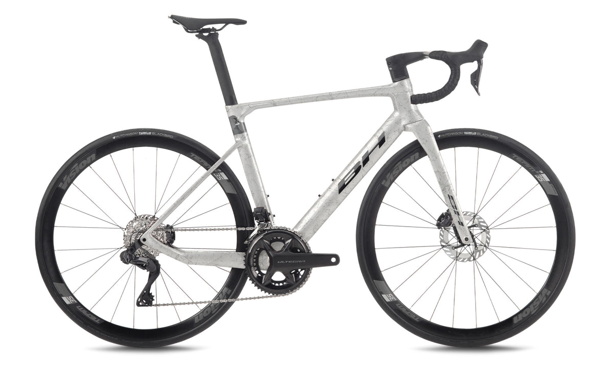 Vélo de route compétition BH RS1 5.0, coloris blanc, carbone et gris foncé