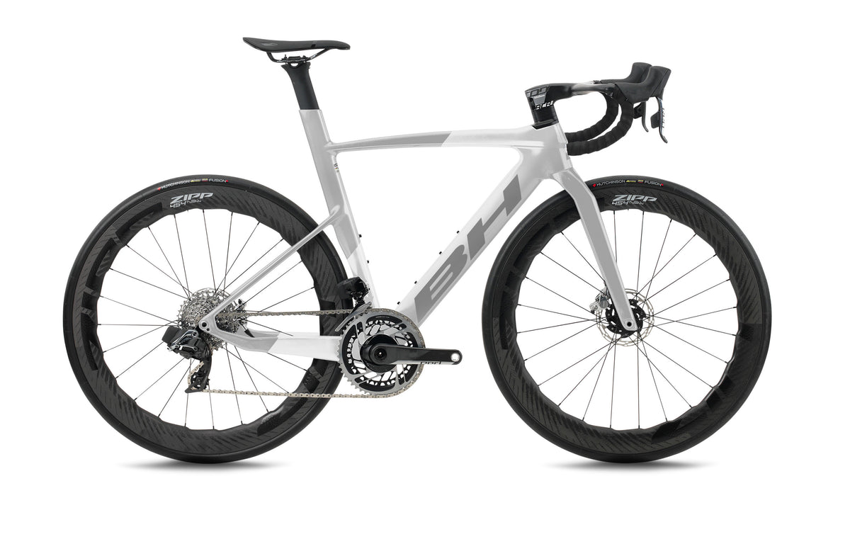 Vélo de route compétition BH AEROLIGHT 7.5, coloris gris clair et blanc