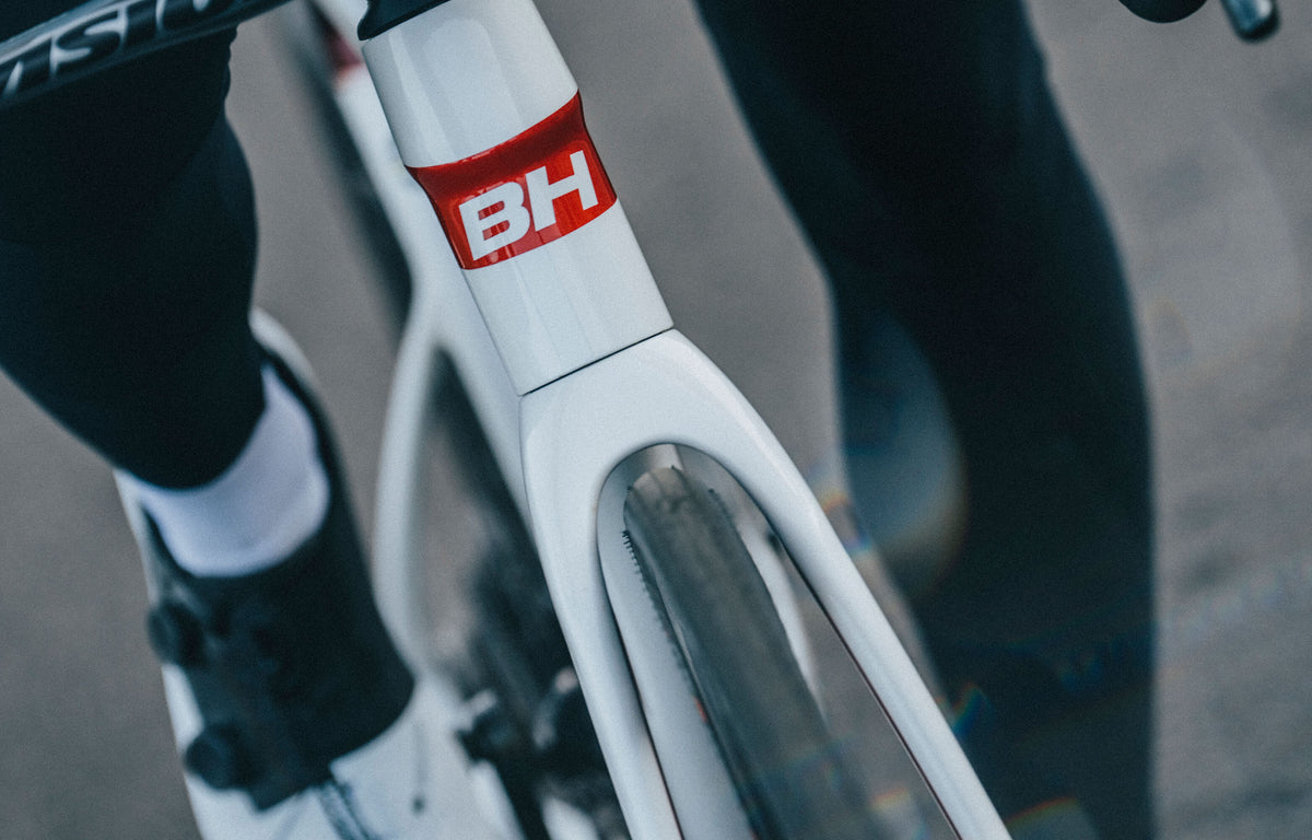 Vélo de route de compétition BH ULTRALIGHT 8.0, détail 3