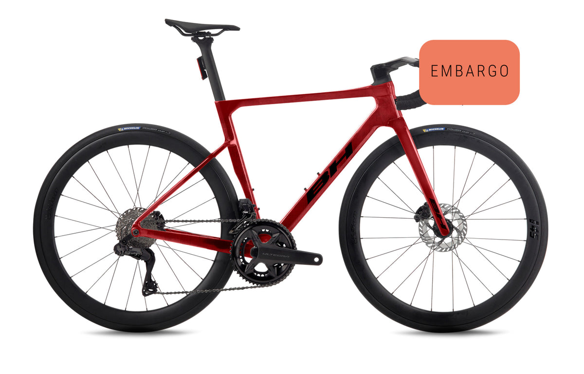 Vélo de route de compétition BH ULTRALIGHT 7.0, coloris rouge et anthracite