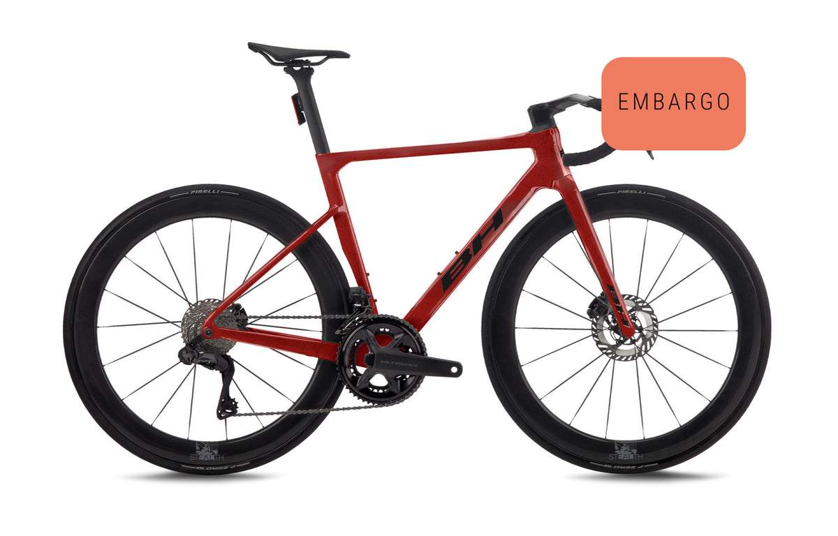Vélo de route de compétition BH ULTRALIGHT 8.0, coloris rouge et anthracite